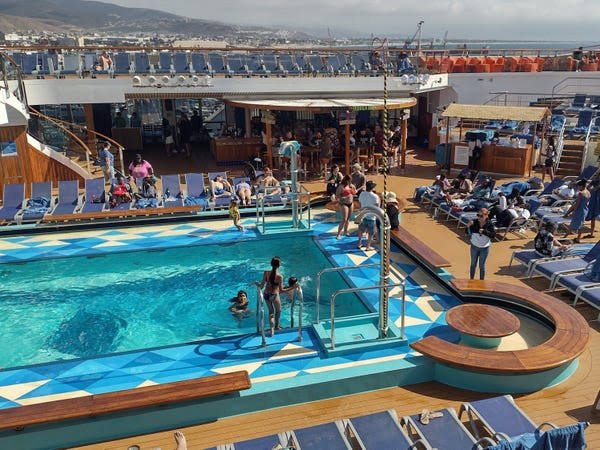 Finding true value means picking a line that bundles great free amenities into your base ticket price.. Source: Business Insider